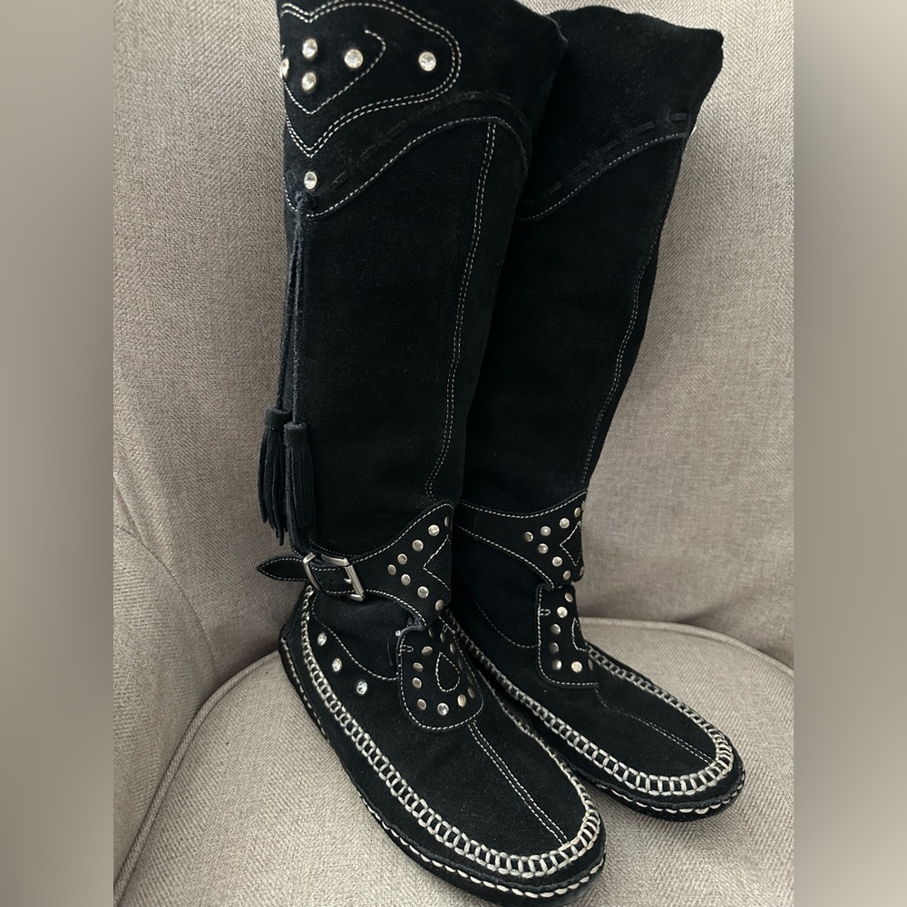 STEVE MADDEN CAMANCHE MOCCASIN BOOTS, size 8 1/2 B